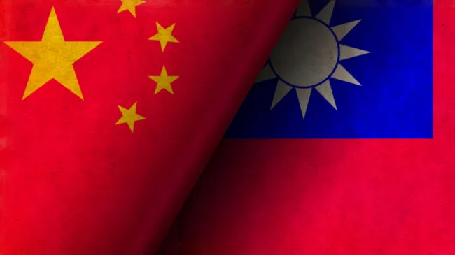 taiwan and chinese flags